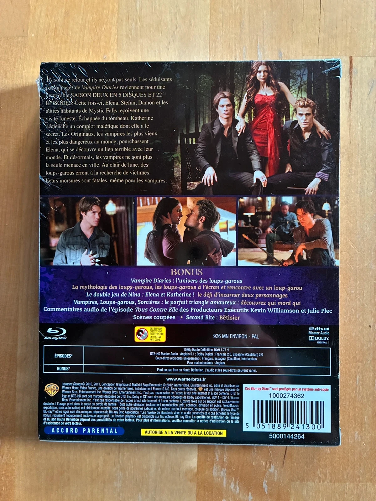 Vampire Diaries Season 2 Blu-ray Box Set. – photo 2